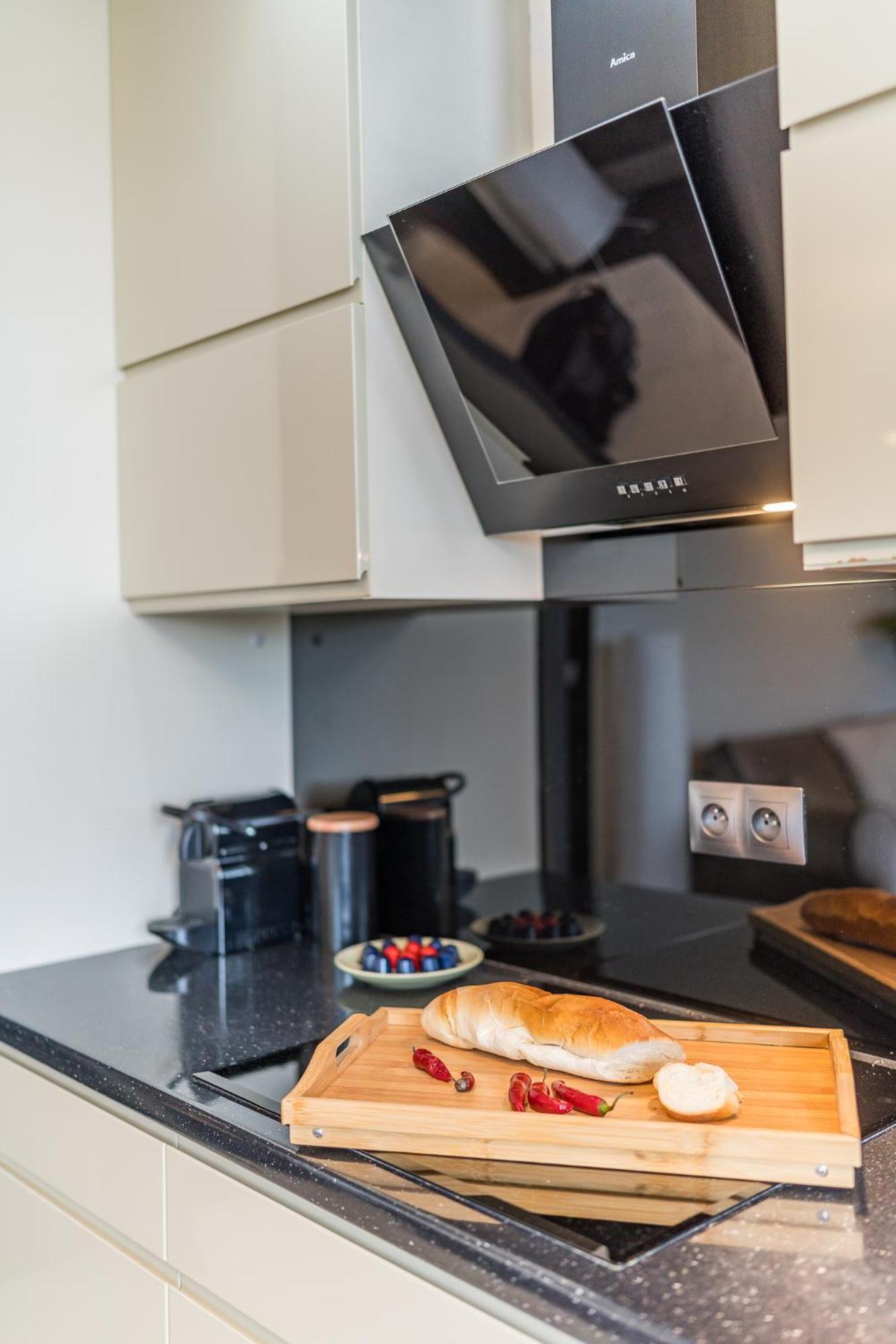 Cezar - 7th Floor, Balcony, Ac - By Rentujemy Apartment Krakow