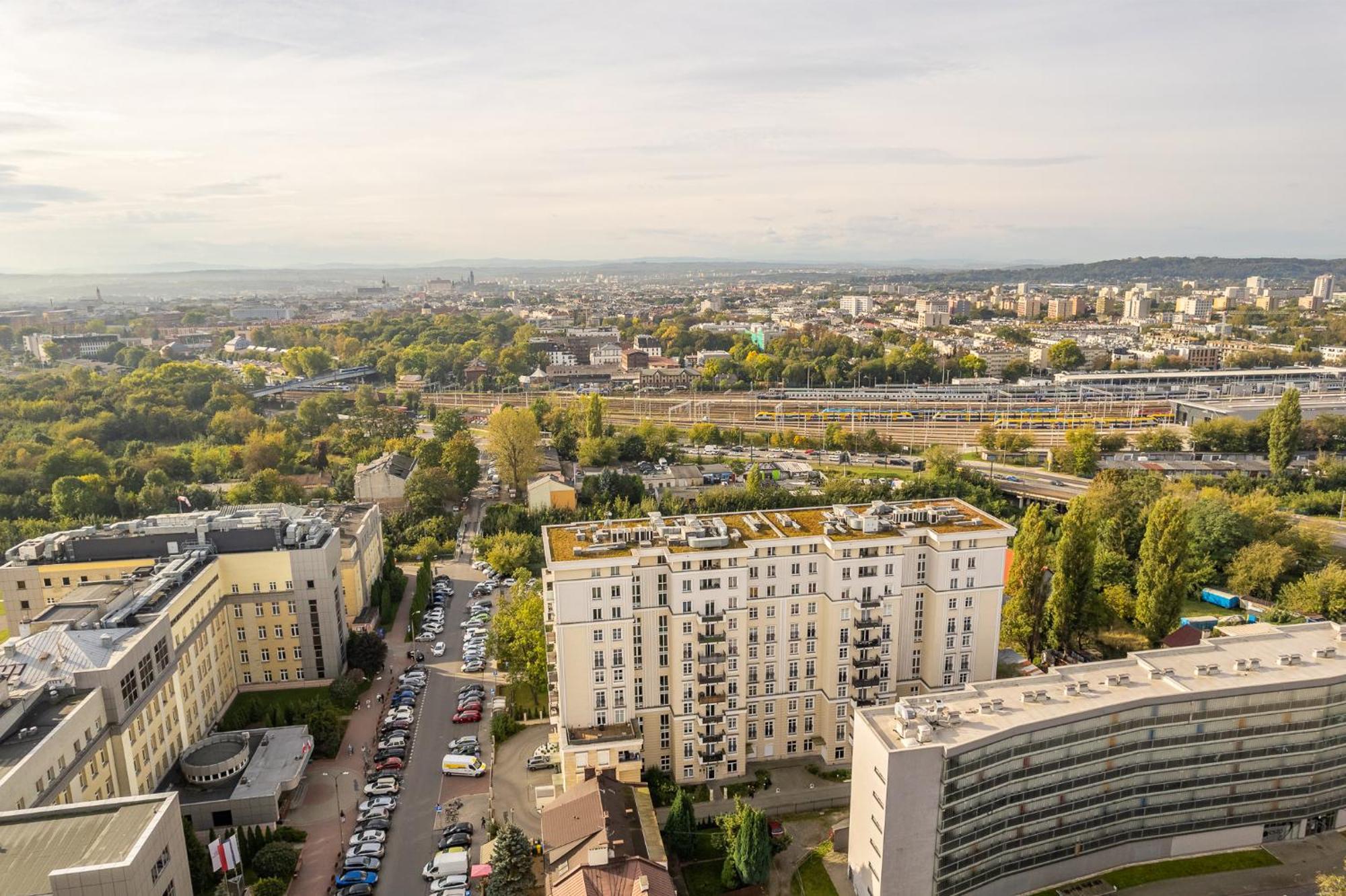 Cezar - 7th Floor, Balcony, Ac - By Rentujemy Apartment *